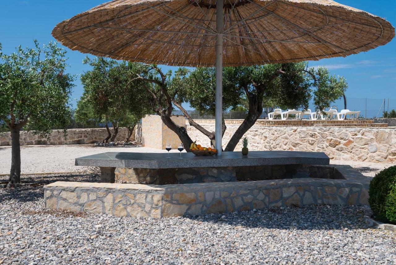 Villa Hacienda Nikolic Milna  Exterior foto